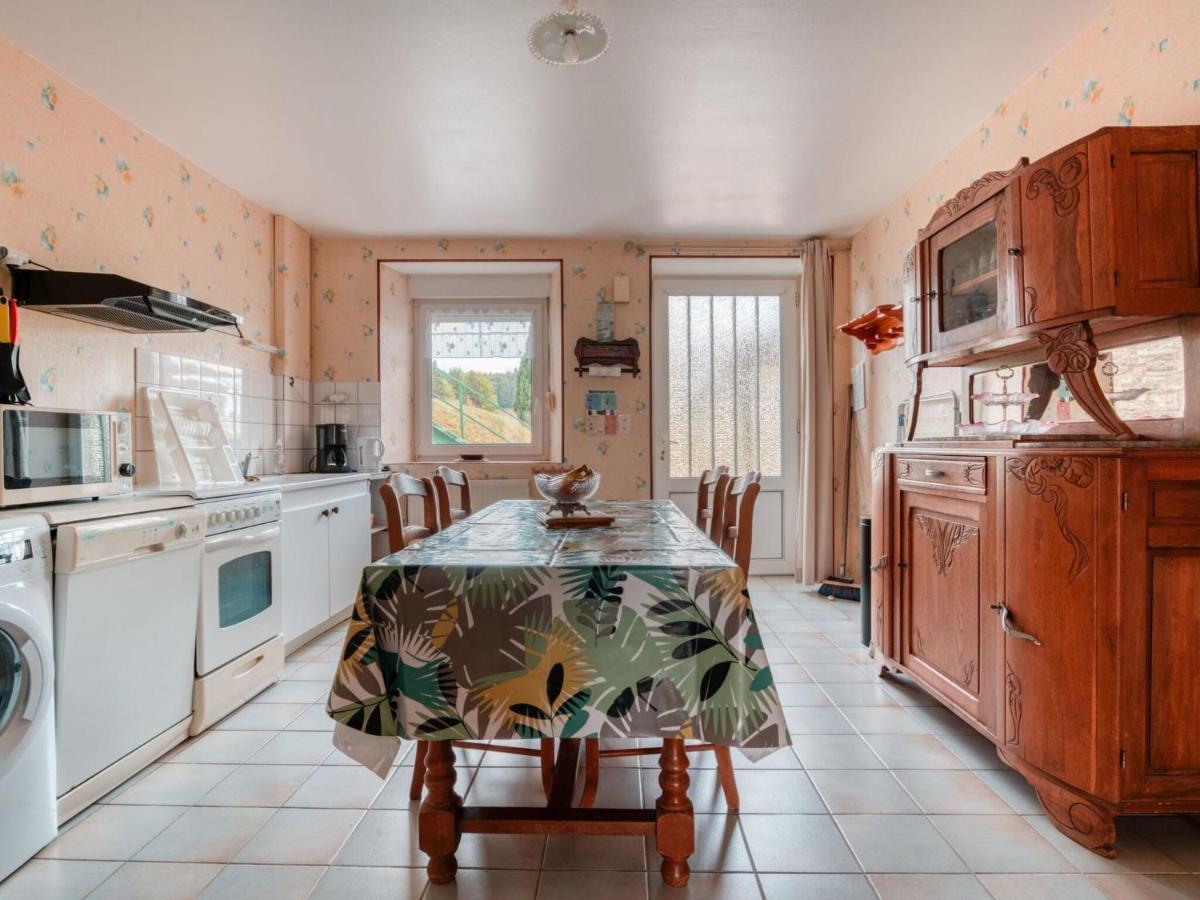 Authentic Cottage In Nouart Near Forest Exterior foto